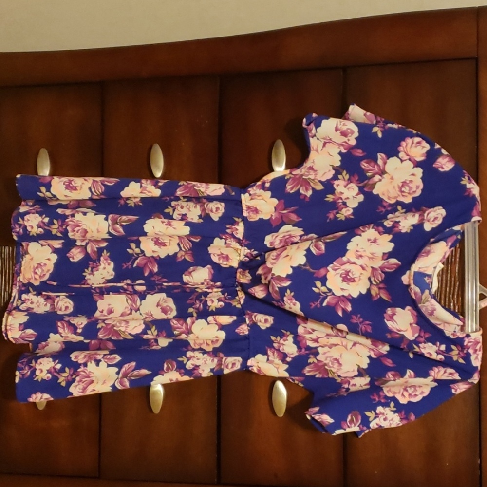 Short dress